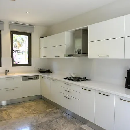 Ares Yalikavak Bodrum